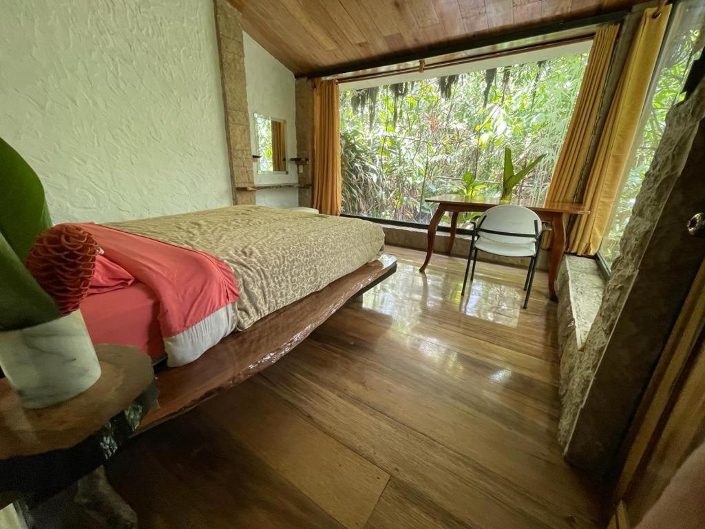 Cantalarana Lodge Mindo Ngoại thất bức ảnh